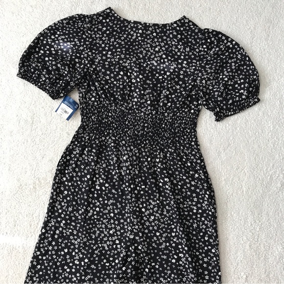 Arizona Jean Co Floral Jumpsuit Puff Sleeve 100% Rayon Pit to Pit 16.5” Size S - Picture 14 of 14